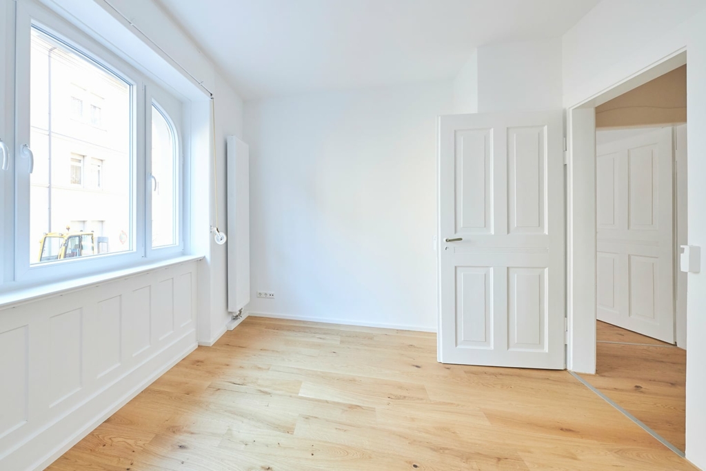 Altbauwohnung Untertürkheim EG: Wohnzimmer