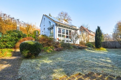 Haus in Leonberg: Impressionen Haus & Garten