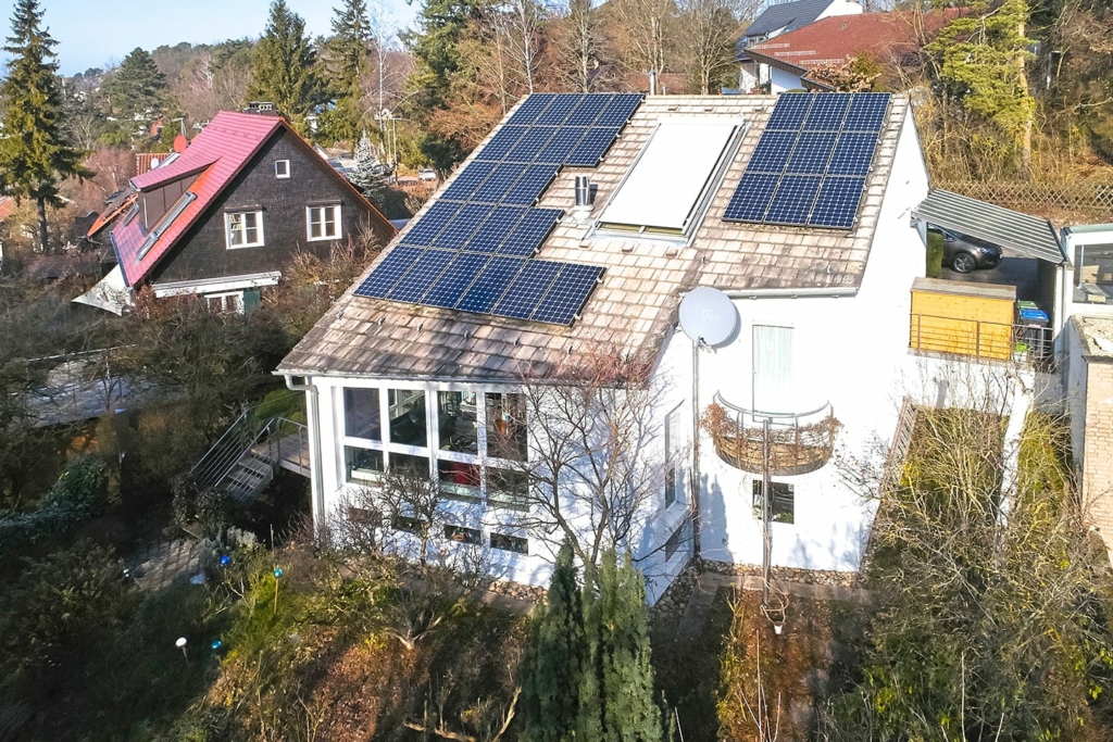 Haus in Leonberg: Impressionen Haus & Garten