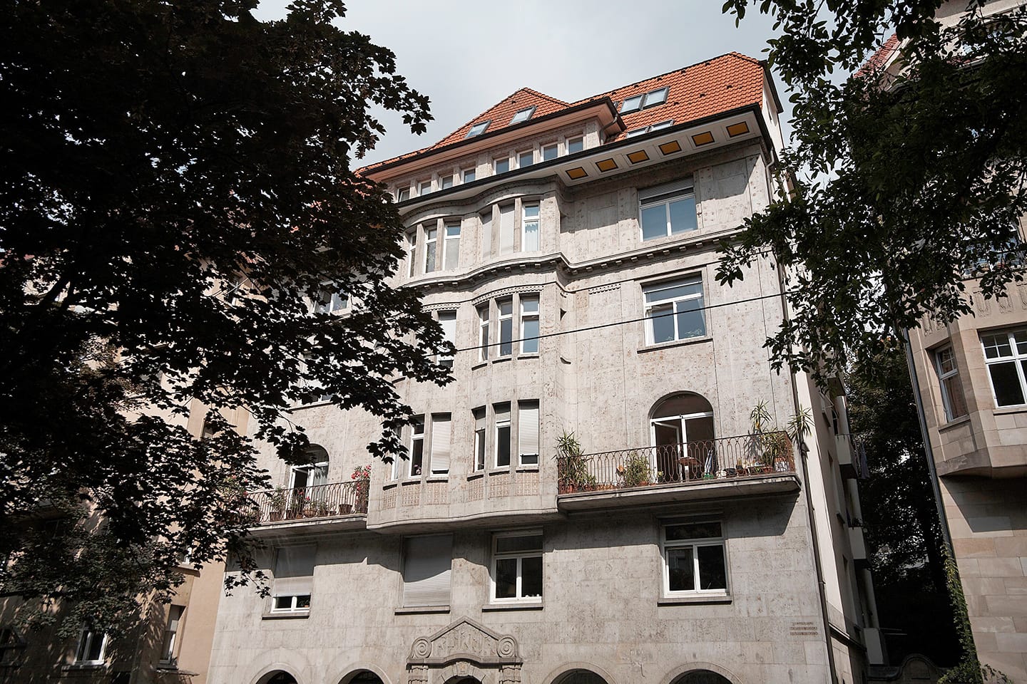 Mehrfamilienhaus Bismarckstraße: Fassade