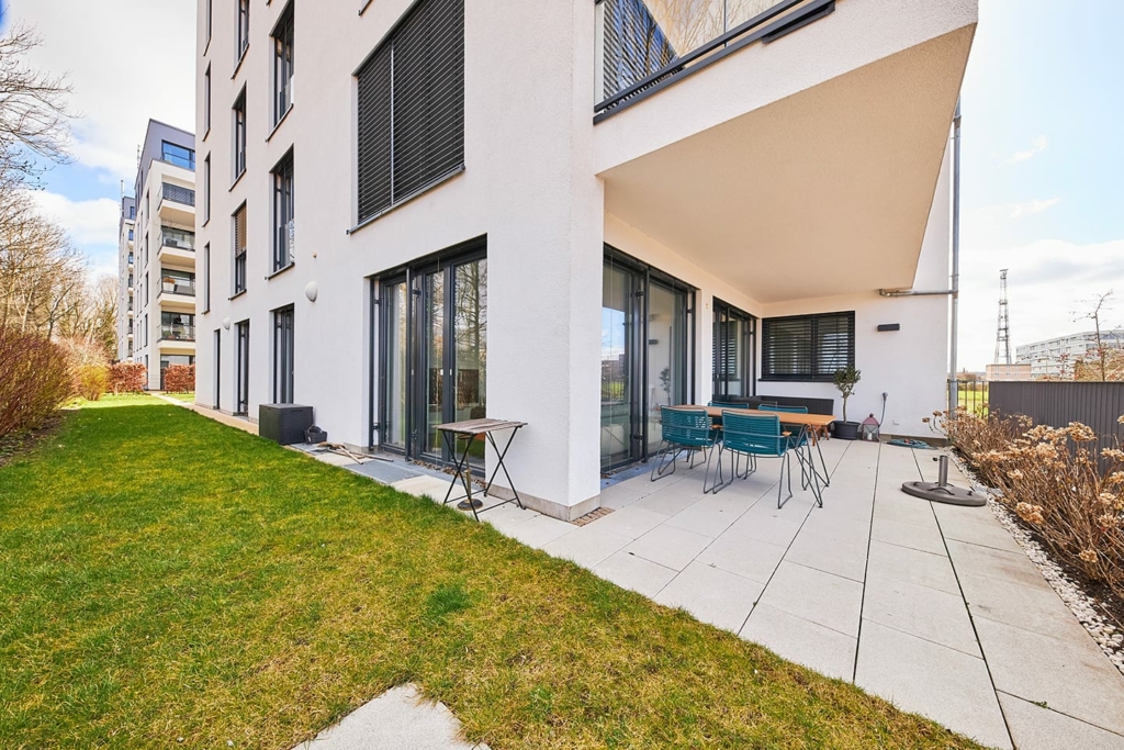 Mietwohnung Vaihinger Straße: Terrasse