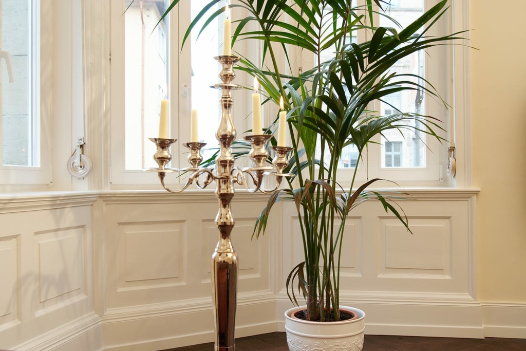 Weimarstraße Altbauwohnung: Fenster mit Kassetten