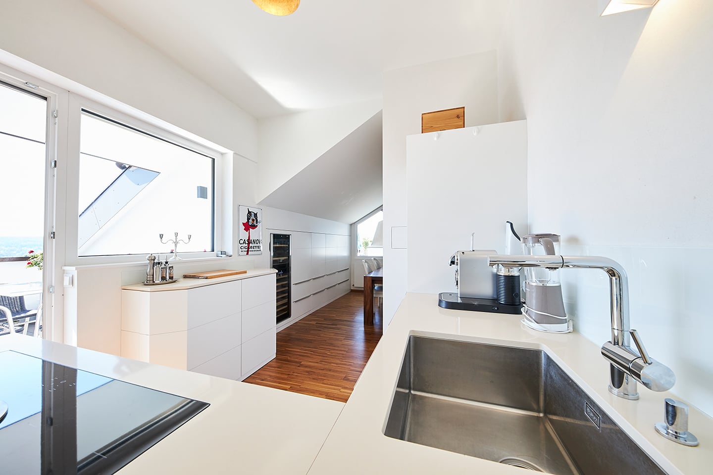 Wohnung Parlerstraße (Killesberg): Küche mit Balkon