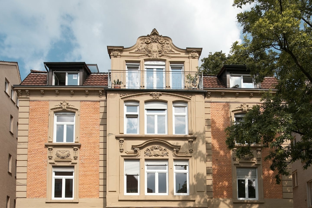 Fassade Mehrfamilienhaus in der Martin-Luther-Straße