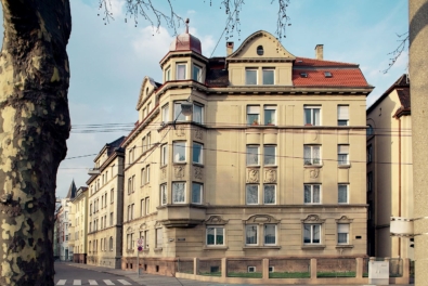 Mehrfamilienhaus Karlsbader Straße: Bild 1