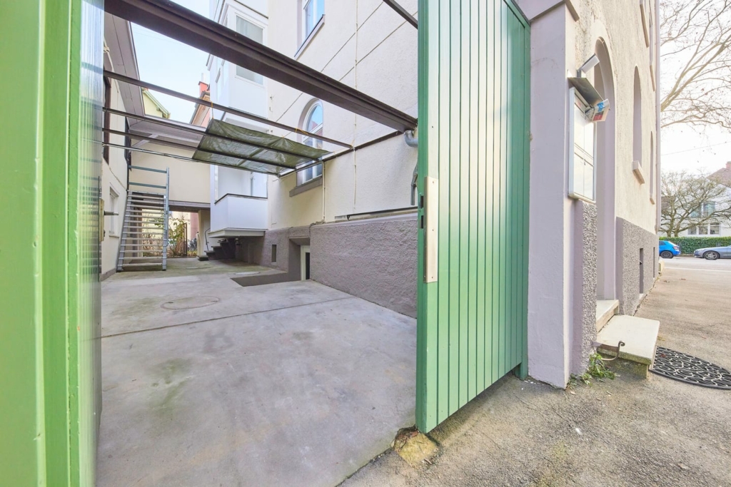 Studio-Wohnung Plochinger Straße: Bild 1