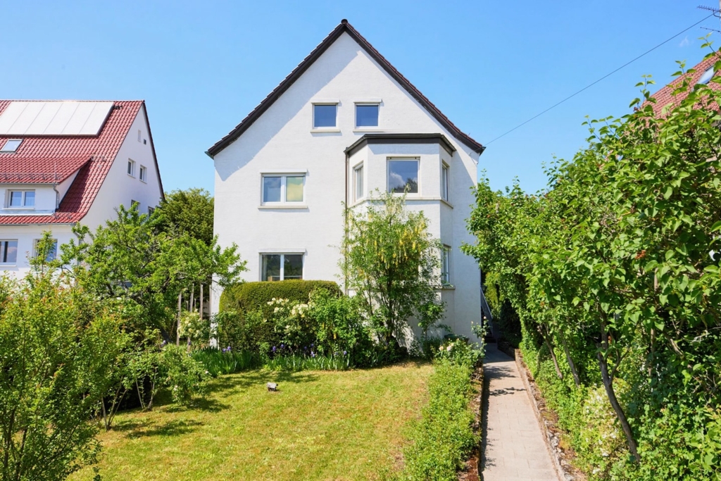 Impressionen Mehrfamilienhaus Locher Str. 5, Bad Cannstatt