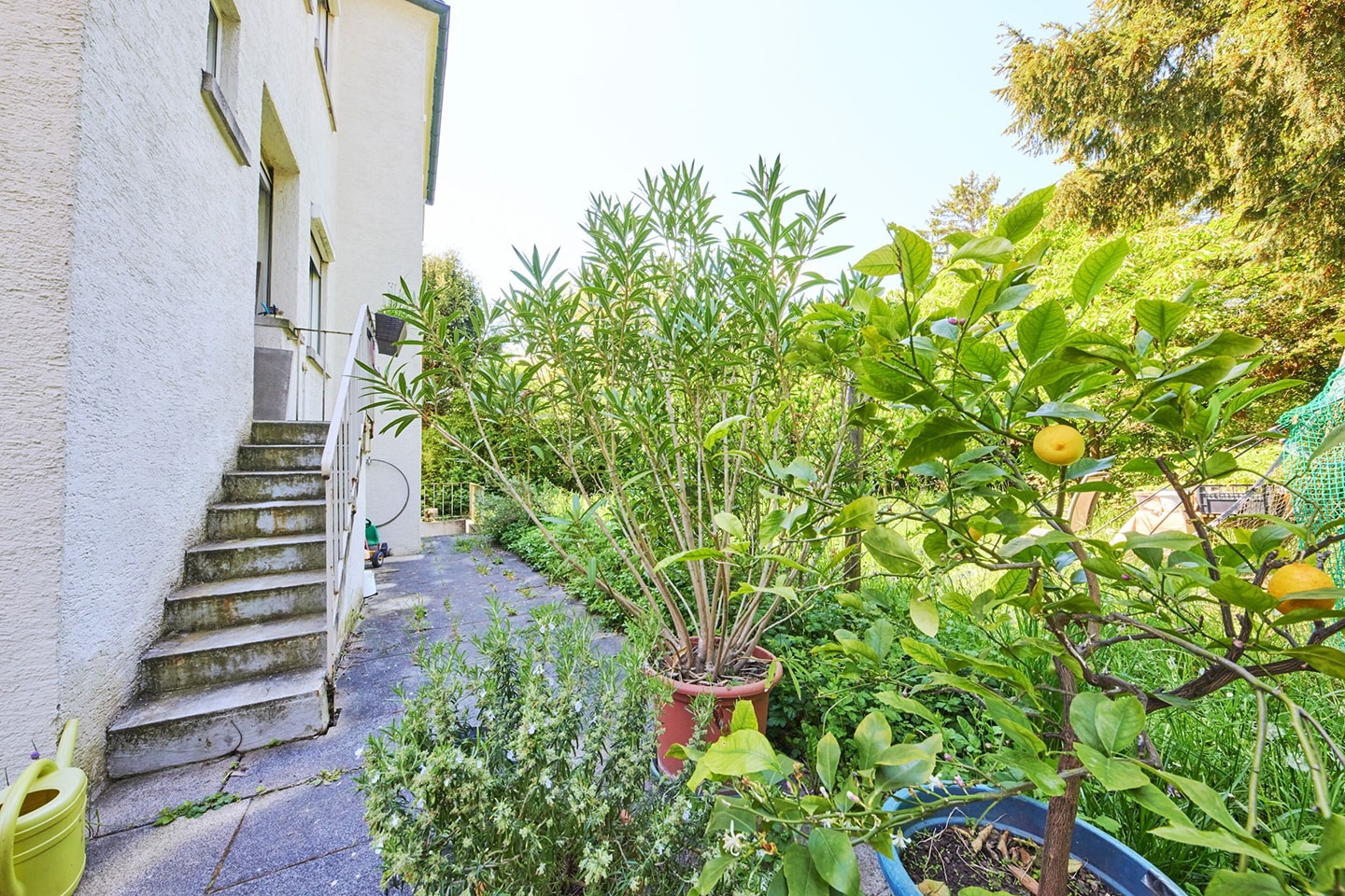 Impressionen Mehrfamilienhaus Locher Str. 5, Bad Cannstatt