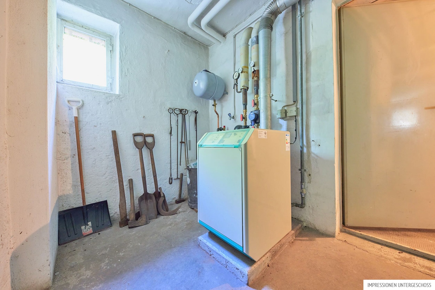 Impressionen Mehrfamilienhaus Locher Str. 5, Bad Cannstatt