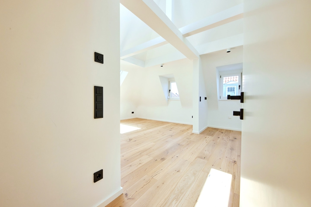 Impressionen Innenausbau Dachgeschoss-Maisonette