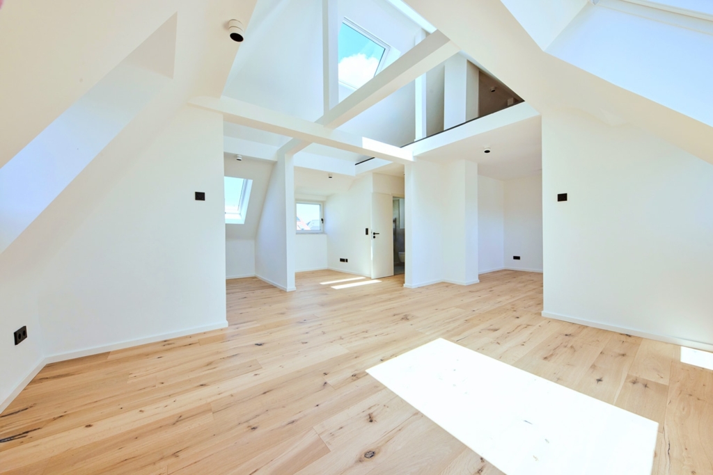 Impressionen Innenausbau Dachgeschoss-Maisonette