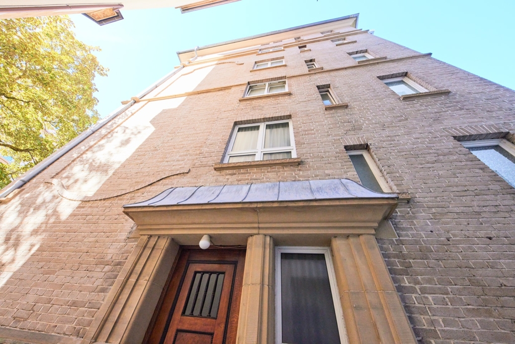 Mehrfamilienhaus Bismarckstraße 60