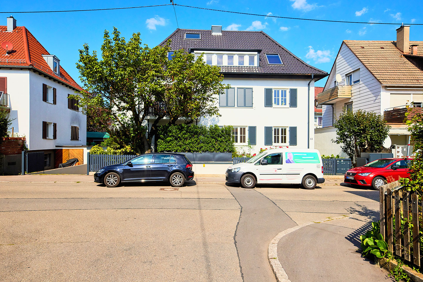 Impressionen Bachstraße 52 - Bilder digital bearbeitet – Möblierung wurde mittels KI entfernt oder ausgetauscht